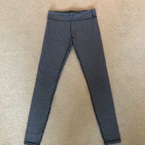 Lululemon ivivva never worn leggings size 14 or 2